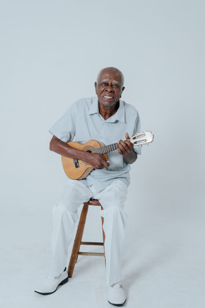 MINHAPRETINHA-MIRANDA